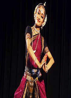 Arushi Mudgal performs @ 'Dance Day Celebration'