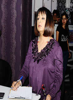 Beauty pageant : 'Miss Khoobsurat 2011'