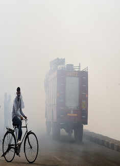 Massive fire breaks out at Dadu Majra dumping ground
