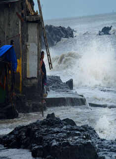 Cyclone Tauktae brings in heavy rains with gusty winds
