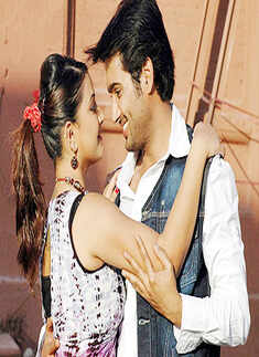 Oru Mutham Oru Yutham