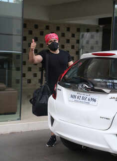 #ETimesSnapped: Paparazzi pictures of your favourite celebs#ETimesSnapped: Paparazzi pictures of your favourite celebs#ETimesSnapped: Paparazzi pictures of your favourite celebs#ETimesSnapped: Paparazzi pictures of your favourite celebs