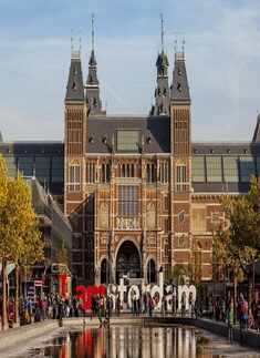 5 things Amsterdam is famous for