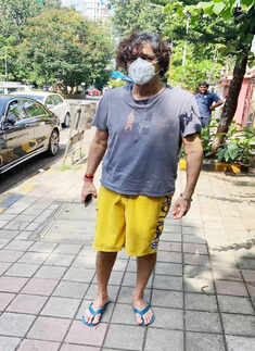 #ETimesSnapped: Paparazzi pictures of your favourite celebs