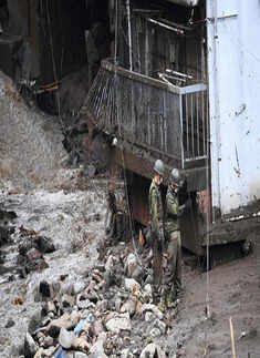 These pictures show the destruction caused by landslide in Japan