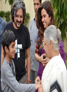 Sheila Dikshit watches 'Stanley Ka Dabba'