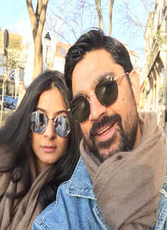 Pictures of Anil Kapoor&rsquo;s decorated bungalow after wedding reports of Rhea Kapoor & Karan Boolani go viral