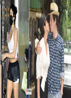 #ETimesSnapped: From Janhvi Kapoor to Shriya Saran​, paparazzi pictures of your favourite celebs