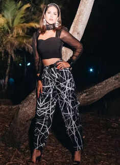 Sunny Leone gives us a taste of glamour in this dreamy metallic gown, viral photos leave fans impressed!