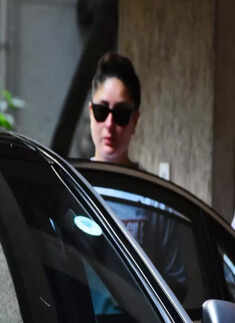 #ETimesSnapped: From Kareena Kapoor to Sara Ali Khan, paparazzi pictures of your favourite celebs