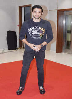 #ETimesSnapped: From Malaika Arora to Nora Fatehi, paparazzi pictures of your favourite celebs