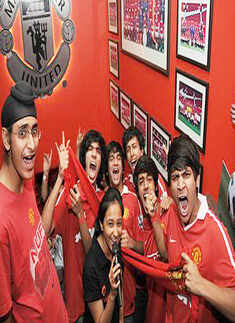 Party at 'Man U' Cafe 