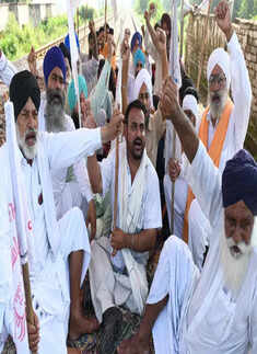 These pictures show how Bharat Bandh paralysed Haryana, Punjab