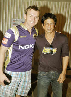 SRK & KKR cricketers @ event