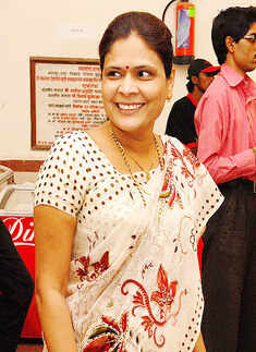 Nitin Gadkari's b'day bash