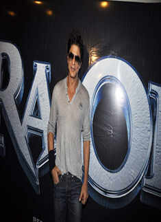 SRK unveils 'Ra.One' Theatrical promo