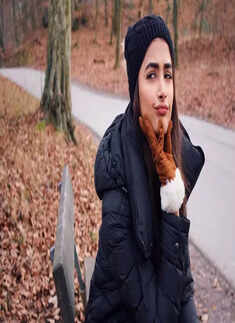 Pictures of Pooja Hegde's birthday brunch go viral