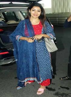 #ETimesSnapped: From Malaika Arora to Kriti Sanon, paparazzi pictures of your favourite celebs