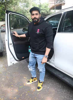 #ETimesSnapped: From Malaika Arora to Tamannaah Bhatia, paparazzi pictures of your favourite celebs