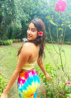 Stylish pictures of Janhvi and Khushi Kapoor in crop tops and denim shorts enjoying dune safari will leave you green with envy