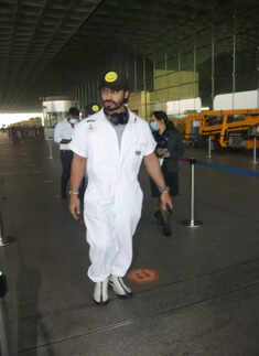 #ETimesSnapped: From Kangana Ranaut to Urvashi Rautela, paparazzi pictures of your favourite celebs