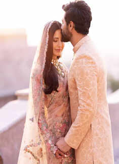 These dreamy wedding pictures of Katrina Kaif and Vicky Kaushal will make you fall in love with the couple