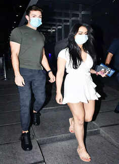 Pictures from Nysa Devgn&rsquo;s dinner date in a short dress with a mystery guy go viral