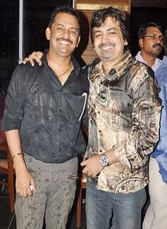 'Bhindi Baazaar' stars @ Oodles party 