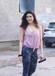 #ETimesSnapped: From Karishma Tanna to Elli AvrRam, paparazzi pictures of your favourite celebs