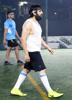 #ETimesSnapped: From Malaika Arora to Shriya Saran, paparazzi pictures of your favourite celebs