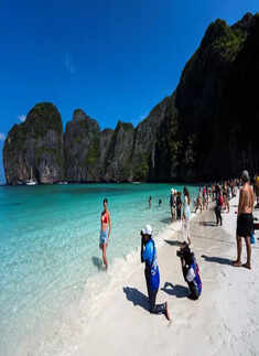 These pictures from Maya Bay will leave you mesmerised!