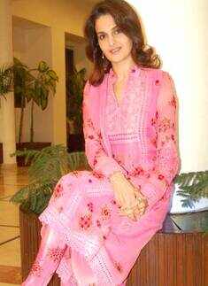 Monica Bedi's Portfolio Pics
