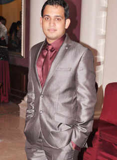 Kamalakar & Asha Bhat's 25th wedding anniv