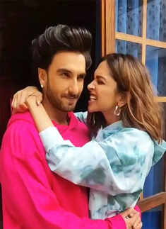 This kissing picture of Deepika Padukone and Ranveer Singh is breaking the internet