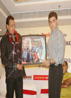 Auction of Suman Chattopadhyay's photos