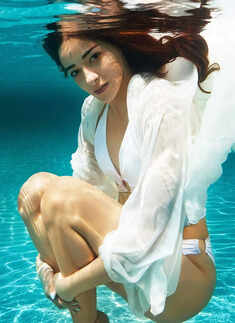 Bikini-clad Ananya Panday looks like a mermaid in these breathtaking underwater pictures