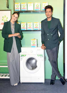 Riteish Deshmukh and Genelia Dsouza promote gender equality