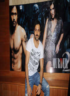 Emraan promotes 'Murder 2'