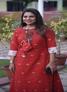 Celebs walk the ramp for Khudey, clothes made by underprivileged women