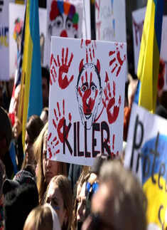 35 pictures from protests across the world against Russian aafpttack on Ukraine