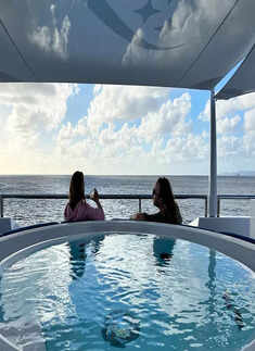 Unmissable pictures from Priyanka Chopra and Nick Jonas' special puja on Mahashivratri