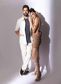 New pictures of Farhan Akhtar with Shibani Dandekar in a dazzling green gown from their wedding party are winning the internet