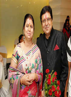 Pramod & Malti Thakre's 25th wedding anniv.