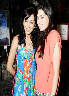 Dhanur Goyal's Art exhibition 