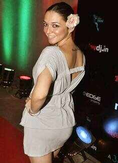 Awards & Performances