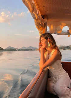 These pictures of Ananya Panday will leave you stunned!