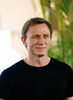 Craig promotes 'The Adventures of Tintin'