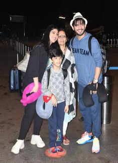 #ETimesSnapped: From Jacqueline Fernandez to Hansika Motwani, paparazzi pictures of your favourite celebs