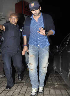 Ranbir spotted after 'ZNMD' screening