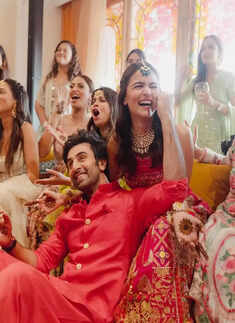 Alia Bhatt and Ranbir Kapoor announce pregnancy with these adorable pictures